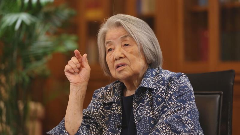 不惧右翼骚扰 日本老人坐轮椅来华讲述历史真相(图)