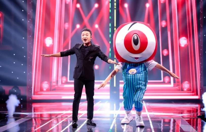 为参加开门大吉他做了三年的研究还给小尼取了外号尼小坑