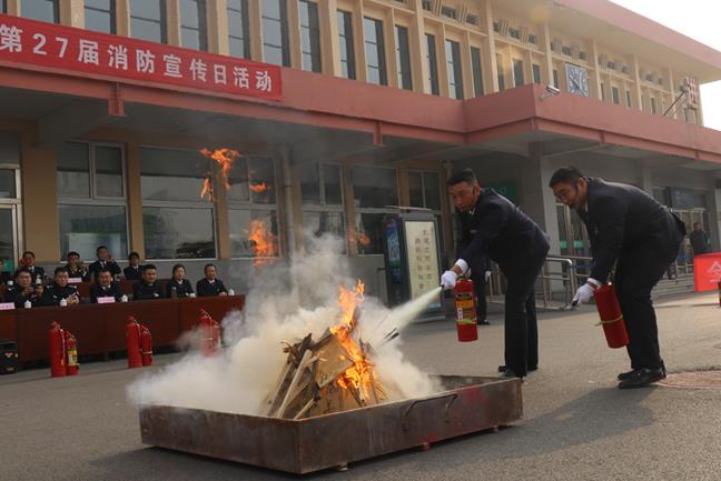 济南铁路局兖州车务段开展消防演练夯实客运安全基础