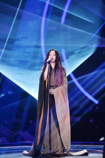 张靓颖歌曲啊啊啊 2017122216105884697.jpg