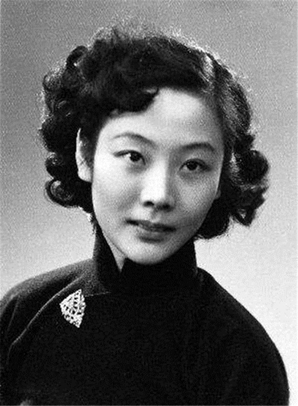 角儿来了2018全新升级首期迎来一代名伶赵燕侠