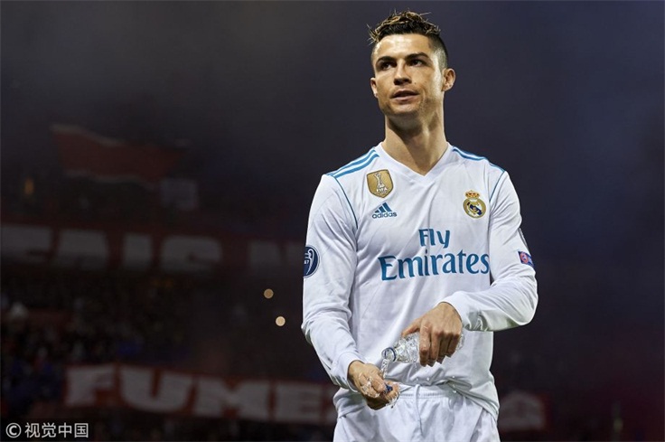 欧冠-巴黎圣日耳曼1-2皇马 c罗全场最佳