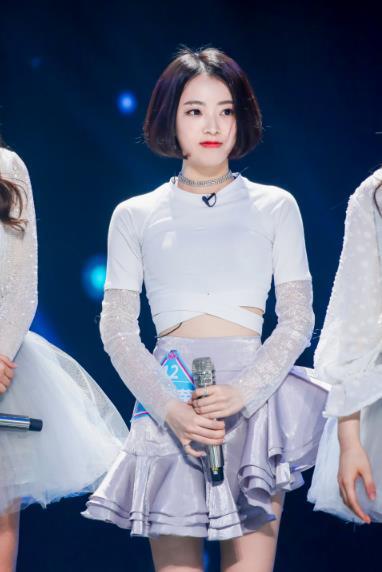 sing女团《创造101》分组竞技 赖美云蒋申表现亮眼