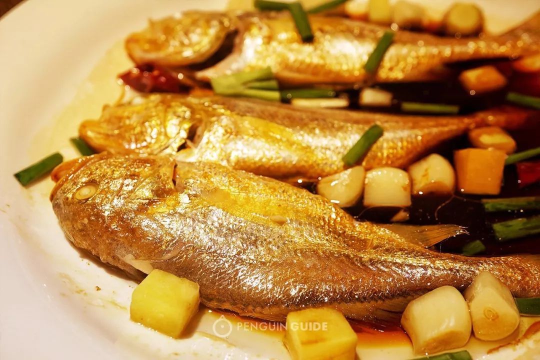 清蒸梅童鱼 @荣小馆