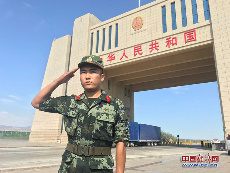 【新时代·幸福美丽新边疆】新疆阿拉山口:"一带一路"开门迎客来 坚守