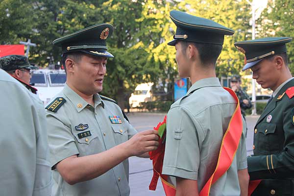 退伍季丨武警北京总队执勤第三支队举行2018年夏秋季士兵退役仪式