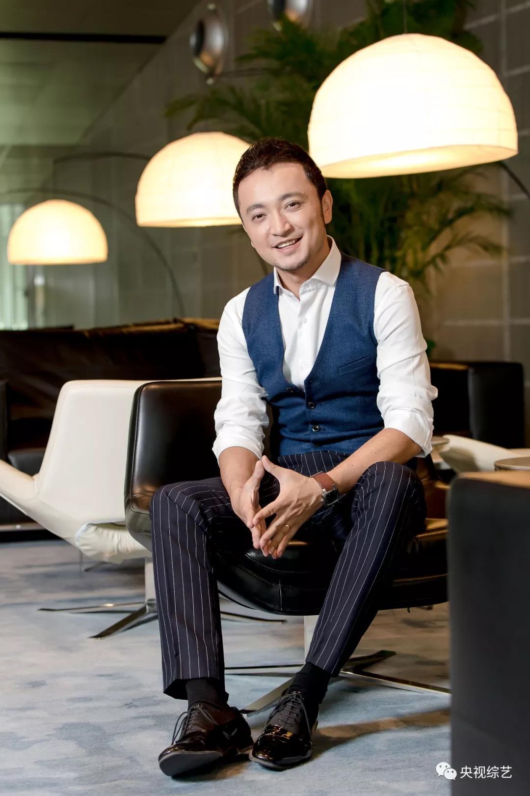 尼格买提陪伴是最长情的告白请让我陪你们慢慢变老