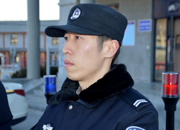 2018年李航成为一名铁路警察,今年春运在一线值守.