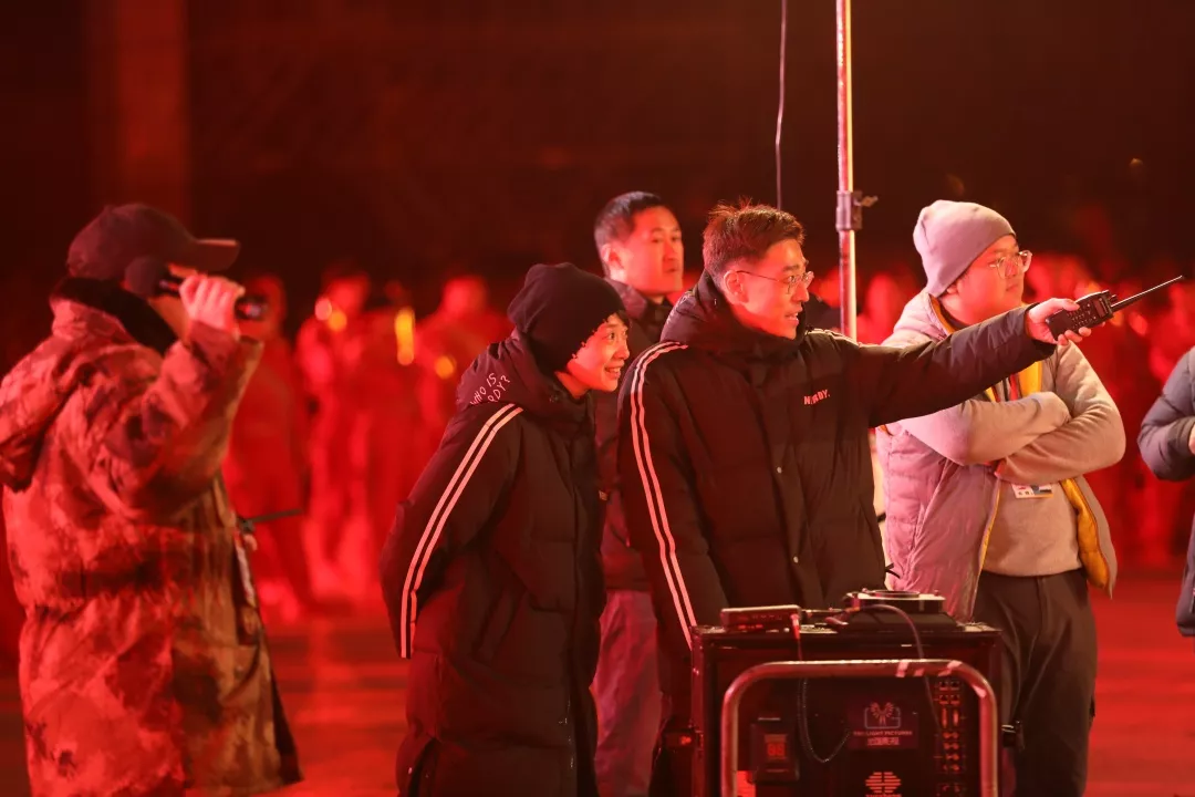 哒哒,惊喜来了! 这里就是 中央广播电视总台 一号演播大厅!