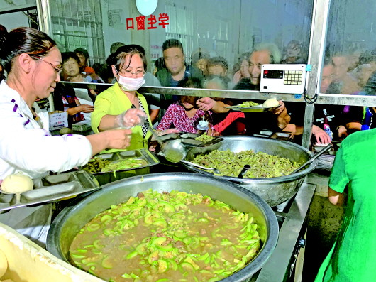 台风来临 寿光人众志成城守护家园