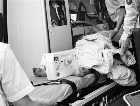 一家6口全部遇险被困 他冲进隧道先救出8位陌生人