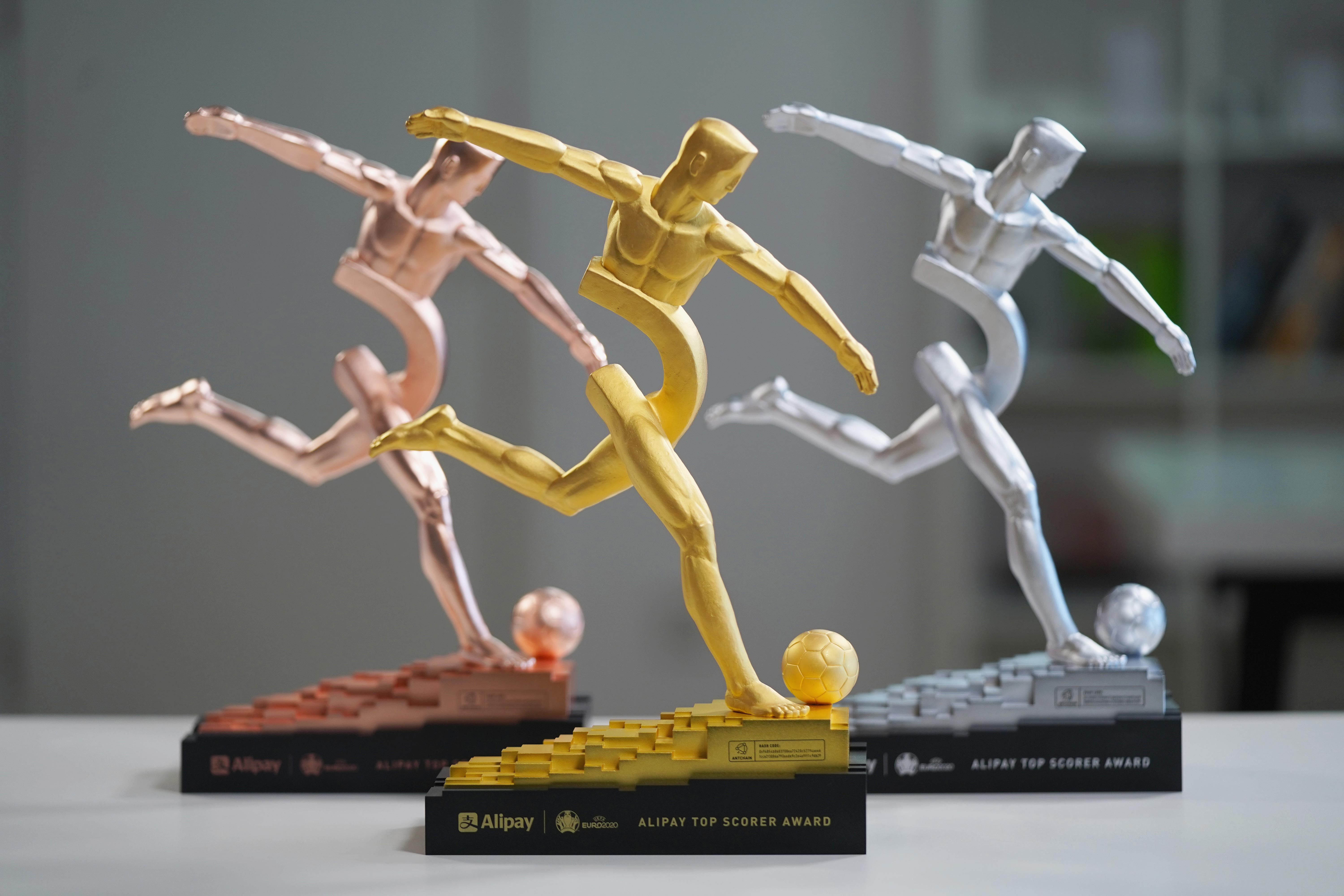欧足联发布2020欧洲杯支付宝得分王奖杯