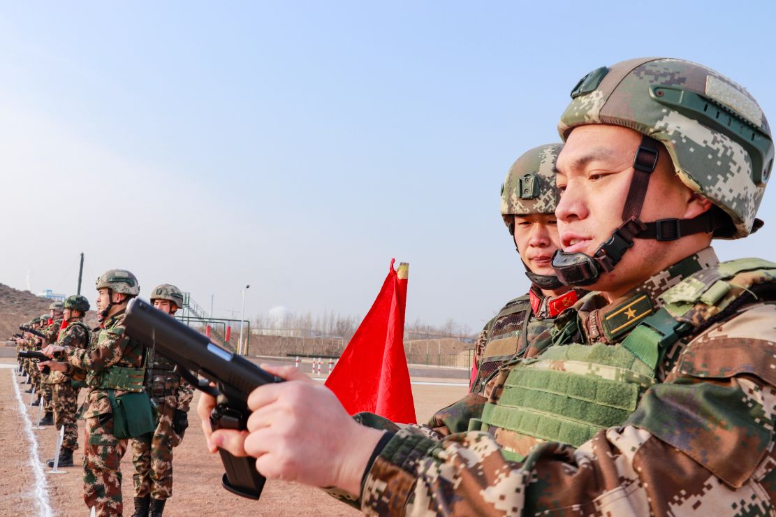 热血奔涌武警甘肃总队白银支队打响新年度开训第一枪