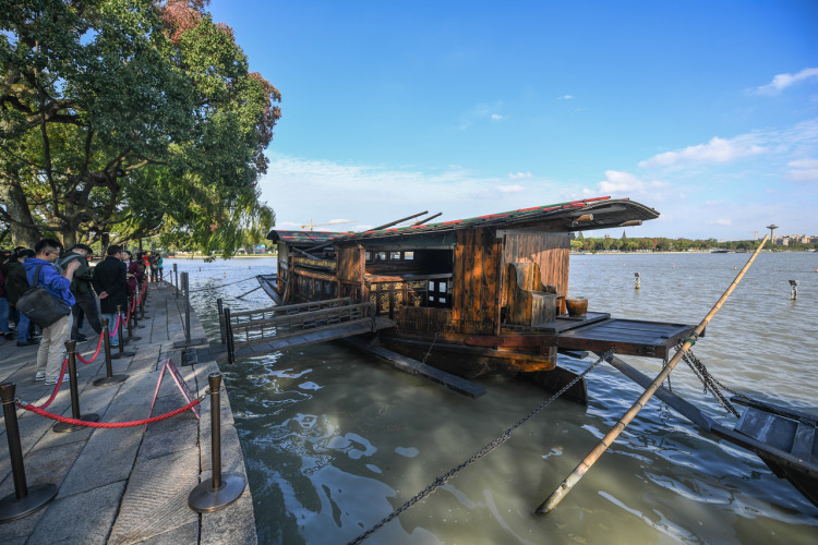 第一视点丨时代变迁 精神永恒&mdash;&mdash;写在&ldquo;红船精神&rdquo;提出20周年之际