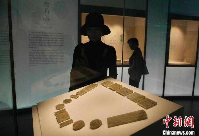 青·韵——文物里的中国传统色彩美学”特展在成都启幕_旅游频道_央视网