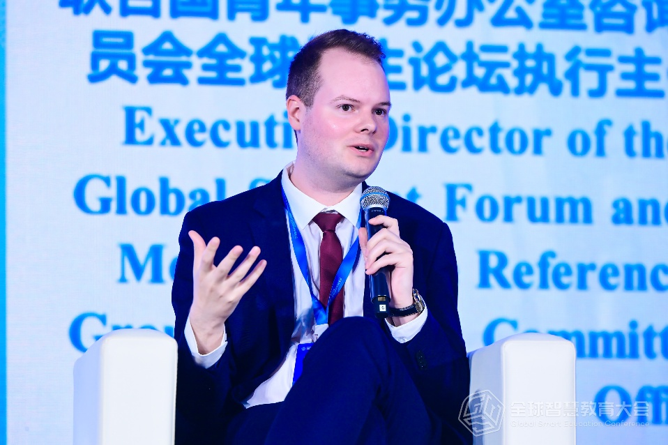 联合国青年事务办公室咨询委员会全球学生论坛执行主任雅各布·布拉西乌斯（Jacob Blasius）