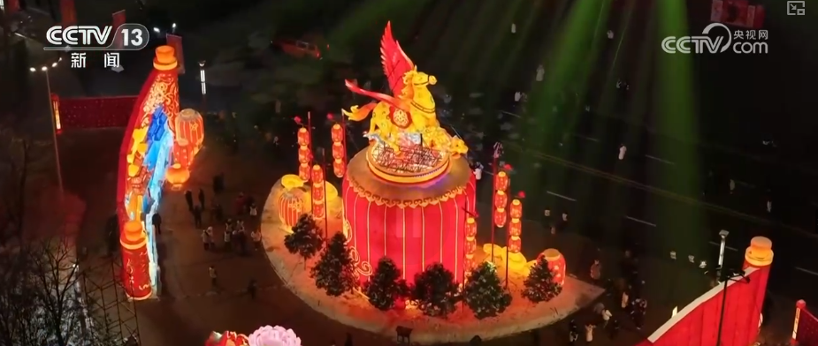 特色年集“特味儿”十足 “文化+消费”跨界融合为假日市场添“新”意