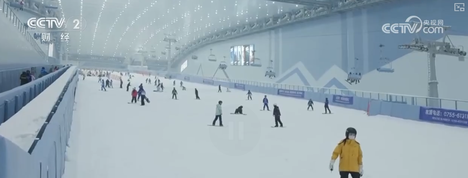 从天然雪原到科技雪场，“冰雪+”没有淡季！“冷冰雪”打破时空界限开辟红火大市场