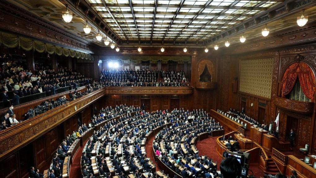 日本众议院正式解散:2月8日投开票,选战进入倒计时