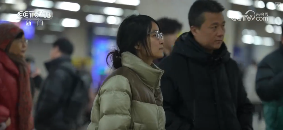 从“单向返乡”到“双向奔赴” 暖心服务为“银发族”出行护航让异乡团圆更有温度