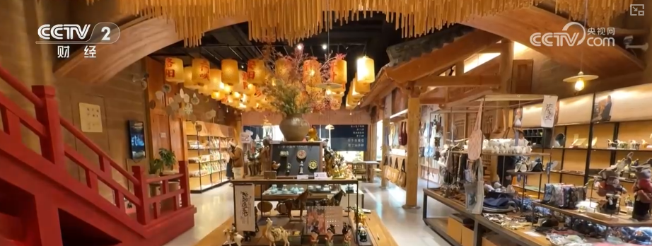 抢抓春节消费契机 “新‘国补’+新场景”带动消费升温激活经济“热”引擎