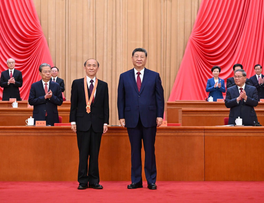 庆祝中国共产党成立105周年大会在京隆重举行(图4) 庆祝中国共产党成立105周年大会在京隆重举行(图4)
