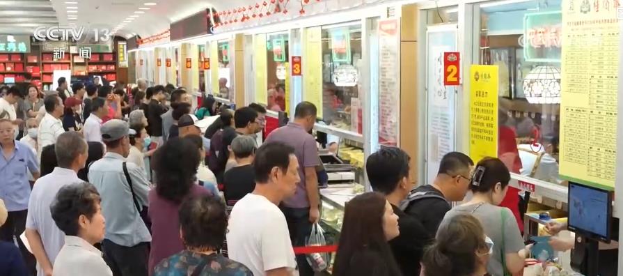 备货足、品种丰、价格稳！双节市场供应有序 消费火热