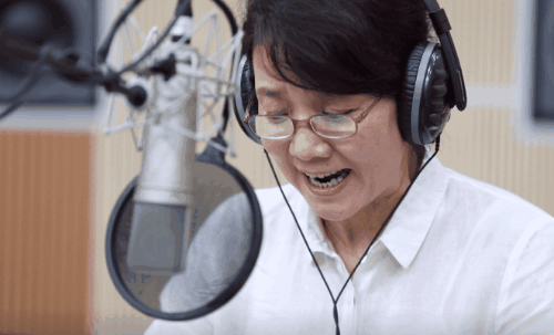 中央广播电视总台央视播音员李修平